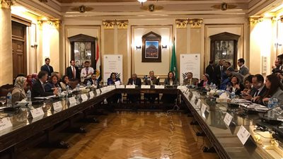 وزير الصناعة: جهاز تنمية المشروعات الصغيرة يدعم إنشاء حاضنات أعمال