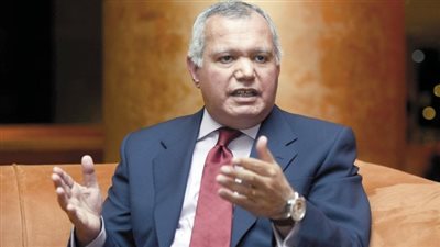 انشقاق داخل «دعم مصر».. الائتلاف يطيح بـ«العرابي» من «العلاقات الخارجية».. لوبي لتصعيد أحمد سعيد لمقعد رئاسة اللجنة.. اتصالات دبلوماسية للإبقاء على السفير.. و«العراب