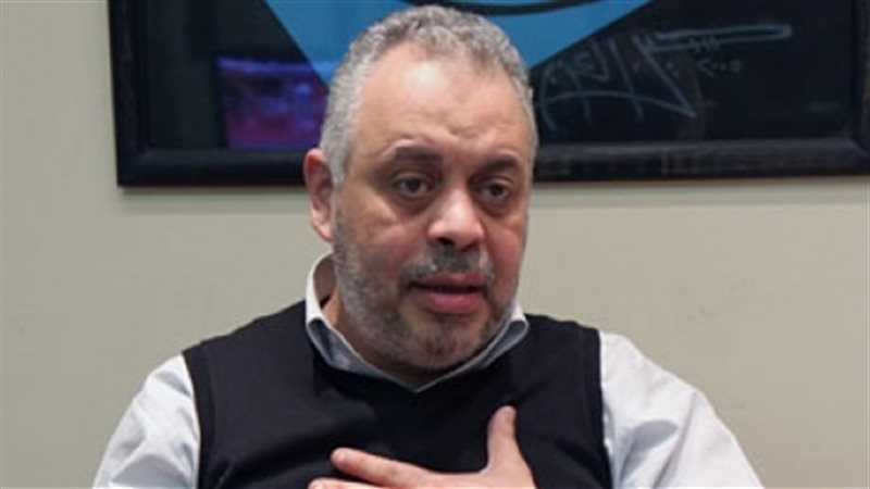 الفنان أشرف زكى،