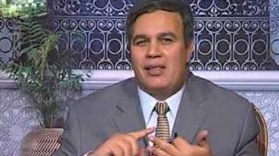 أستاذ بجامعة الأزهر ينفعل على «أبو حامد»: مش بكلمك وافعل ما شئت