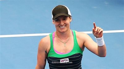 «ماتيك ساندز وسافاروفا» تتوجان بلقب الزوجي ببطولة ميامي للتنس
