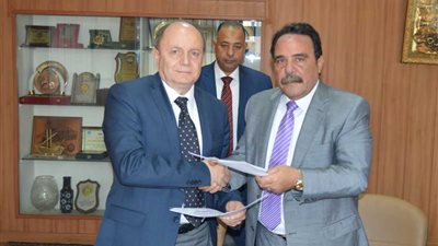 المراغي يوقع بروتوكول تعاون مع عمال لبنان