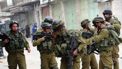 الجيش الإسرائيلي يستهدف الصيادين الفلسطينيين في بحر رفح