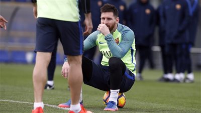 إنريكي يتجه لإراحة «ميسي» في لقاء سبورتنج خيخون