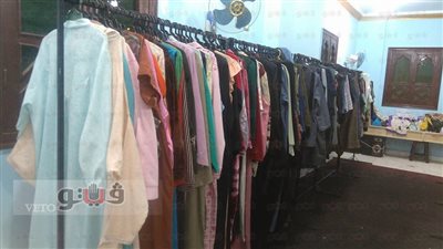 معرض للملابس بأسعار رمزية في مسجد «أنصار السنة» بطور سيناء