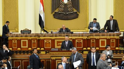 بدء اجتماع اللجنة الاقتصادية بحضور وزيرا الاستثمار وقطاع الأعمال