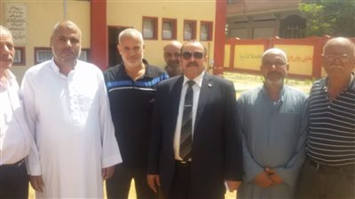 «بلبيس التعليمية» تحيل إدارة مدرسة إنشاص للتحقيق لتغيب 71 موظفا