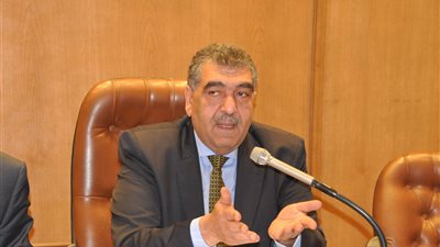 بالصور .. وزير قطاع الأعمال عن تعيينات الأقارب: «شركة ولاد أبو إسماعيل»
