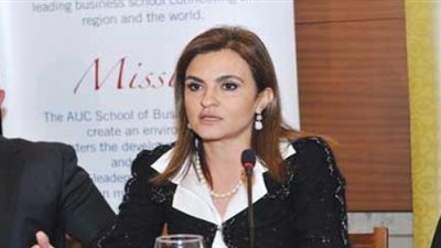 وزيرة التعاون الدولي تبحث سبل دعم العلاقات مع البحرين