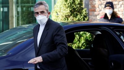 كبير مفاوضي إيران يجتمع مع مبعوث الاتحاد الأوروبي في فيينا