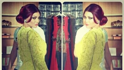 هيفاء وهبى ترتدى فستانا قصيرا في 