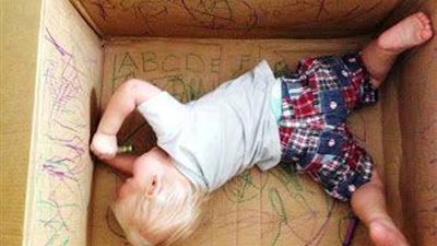 بالصور..أفكار تساعد طفلك على التخلص من إدمان التليفزيون