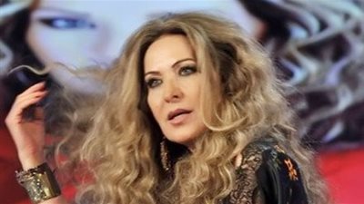 رغدة تستعد لتقديم «الأم شجاعة» منتصف أبريل