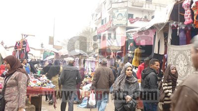 بالصور والفيديو ..إلغاء محطة حلوان بين التأييد والرفض ..الباعة وسائقو الميكروباصات يوافقون على البدائل المناسبة  .. والأهالى يرفضون زيادة تكلفة المواصلات