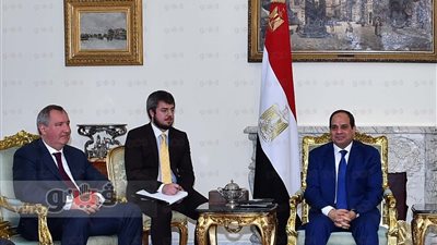 السيسي يلتقي نائب رئيس وزراء روسيا.. يبحث التعاون بمجال تصنيع المنتجات العسكرية.. ترسيخ الشراكة الاقتصادية.. إنشاء منطقة صناعية روسية في مصر.. و«بوتين» يؤكد اعتزاز بلاده بعلاقاتها بمصر