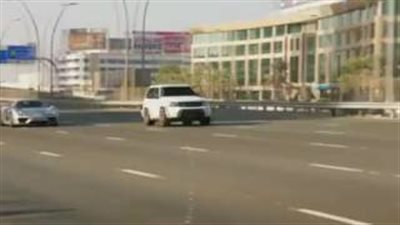 بالفيديو.. نيسان باترول بقوة 1900 حصان تتفوق على بورش 918