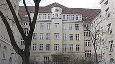 مدارس ألمانية تتلقى تهديدات إلكترونية بإطلاق نار