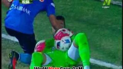 بالفيديو.. حارس الداخلية ينقذ مرماه من هدف محقق لحسام غالي