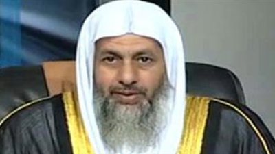 فتاوى السلفيين ضد الاقتصاد.. «برهامي وشحتو» يصفان شهادات استثمار قناة السويس بـ«ربا».. وشراؤها حرام شرعا.. الدعوة السلفية تحرم التمويل العقاري.. وعلماء الأزهر يردون: جهل بالشريعة و