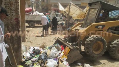 رفع 150 طن قمامة من «مغاغة» بالمنيا