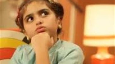 طفل الثور..مرعب في غضبه ويشعر بالسعادة عندما يلهو مع حيوان أليف