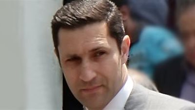 العالم يتحرك بعد نشر «وثائق بنما».. مصر تعلن التحقيق مع علاء مبارك خلال أيام.. رئيس وزراء أيسلندا يقدم استقالته بعد تورطه في قضايا فساد.. فرنسا تشيد بالنشر.. والكرملين: بوتين هدف الحملة