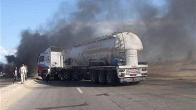 مجهولون يقطعون الطريق على حافلتي جنود بالشيخ زويد