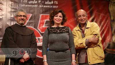 بالصور.. إلهام شاهين في ندوة «يوم للستات» بالمركز الكاثوليكي