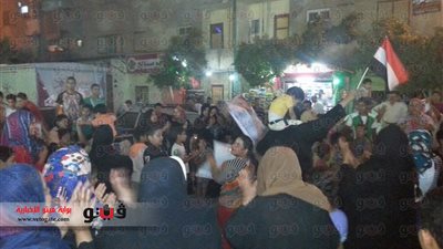 بالصور.. أهالي الشرقية يحتفلون بفوز السيسي في مسقط رأس المعزول