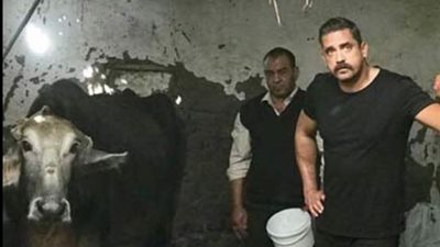 محمد لطفي ينشر صورته مع أمير كرارة في «الزريبة»