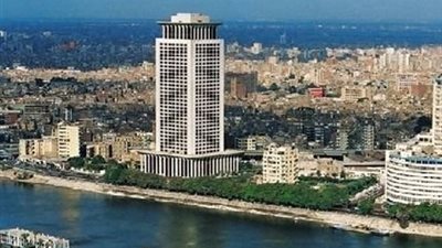 «الخارجية»: «بن لادن» تصرف مرتبات 10 آلاف عامل مصري بالسعودية