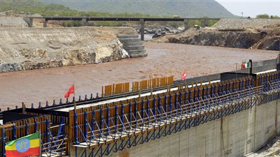 خبير: فيضانات إثيوبيا تعطل بناء سد النهضة 5 أشهر