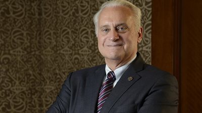 رئيس الجامعة الأمريكية: الأمان عاد لمصر بعد 2011