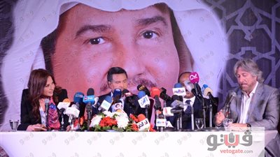 بالصور.. محمد عبده: صوتي بصمة وماليش خليفة في الغناء