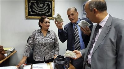 إحباط محاولة تهريب كيلو «ماريجوانا» داخل طرد بمطار القاهرة