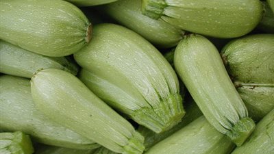 الكوسة تسجل 5 جنيهات بسوق العبور.. اليوم