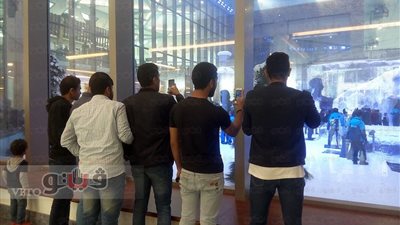 بالفيديو والصور.. إقبال كثيف على صالة التزلج والكافيهات بمول مصر