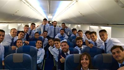 منتخب إسبانيا يصل إلى فرنسا للمشاركة في «يورو 2016»