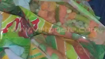 بالصور.. ضبط مصنع لتعبئة الخضراوات يتلاعب بتاريخ الصلاحية ببورسعيد