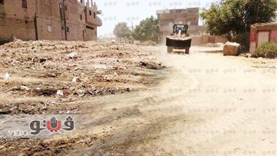 رفع 50 طن مخلفات وتراكمات بقرى طما في سوهاج