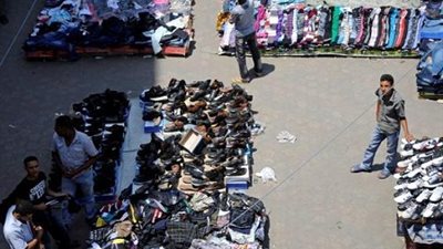 شعبة الملابس الجاهزة: حل مشكلة الباعة الجائلين .. مجرد كلام