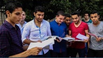 نشطاء يتداولون أسئلة مادتي «الإحصاء والتربية الوطنية» للثانوية العامة