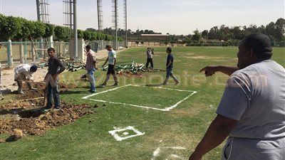 بالصور.. بدء أعمال تطوير ملعب 