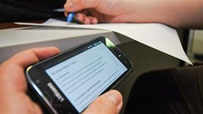 التعليم تحذر طلاب الثانوية العامة من حيازة المحمول داخل اللجان