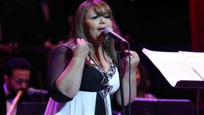 غادة وحسناء نجمتا 