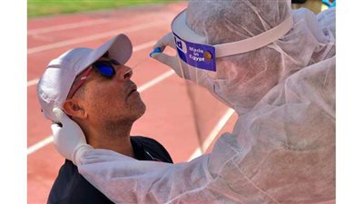 المصري يجري المسحة الرابعة لفيروس كورونا | صور