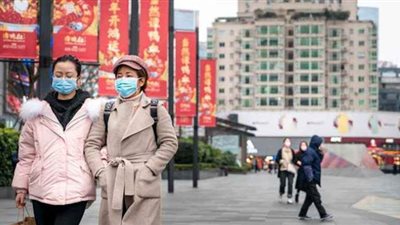 عالمة بريطانية: كورونا يبقى معدياً بالهواء لأكثر من ساعة