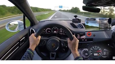 سيارة بورشه كايين،  توربو بقوة تقرب من 1,000 حصان