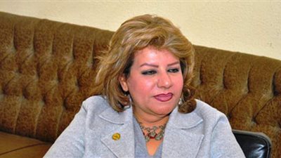 تحرك برلماني ضد تزاحم طلاب الجامعات على إدارات الكليات لدفع المصروفات