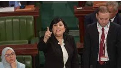 فوضى بالبرلمان التونسي بعد منع الغنوشي من الجلوس في مكانه | فيديو